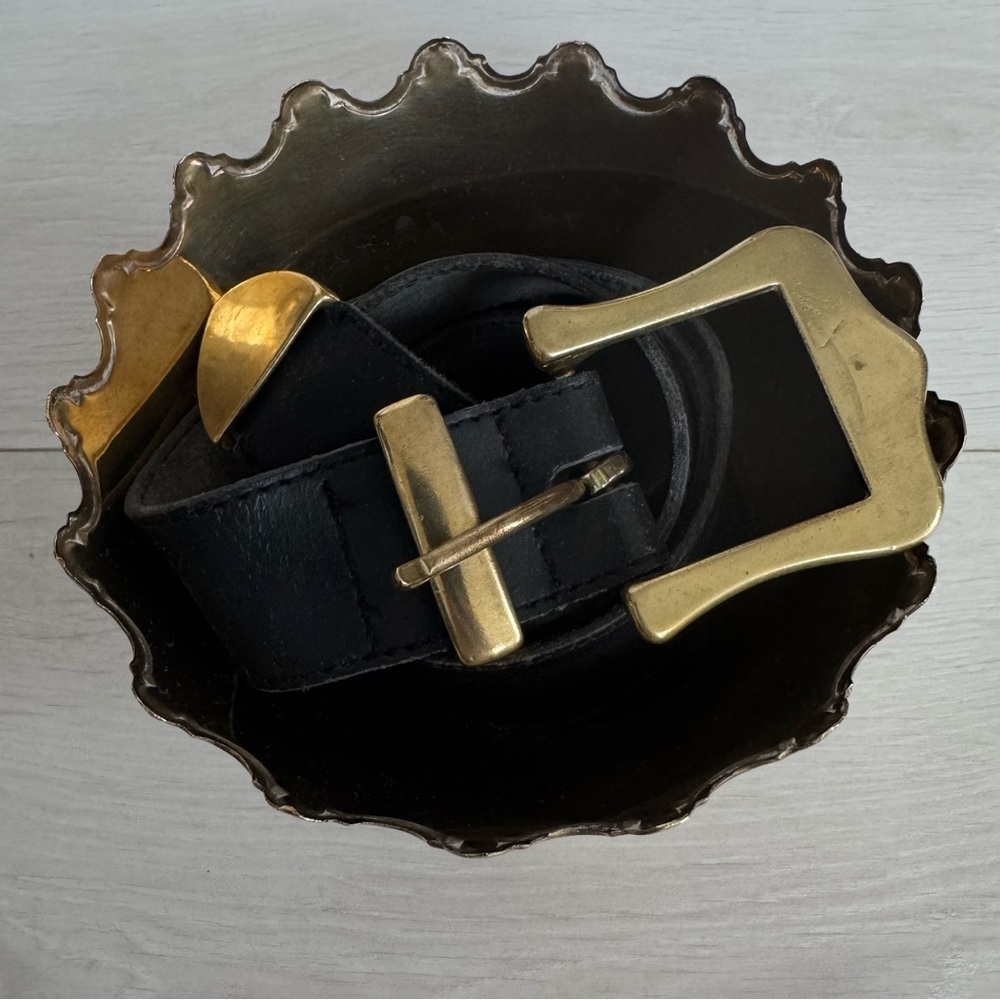 Vintage Black Leather Belt w Solid Brass Buckle